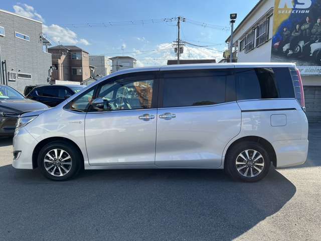 Toyota ESQUIRE 2017-10 12497-4