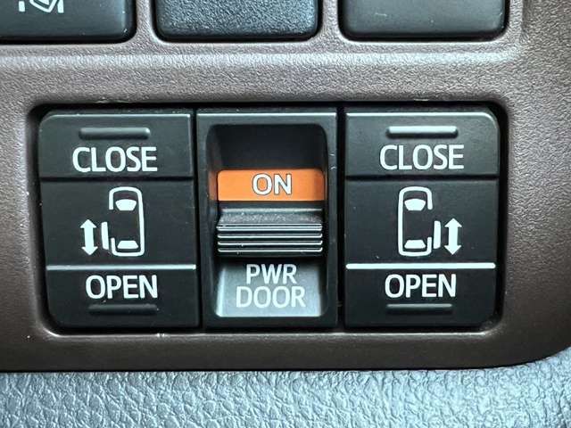 Toyota ESQUIRE 2017-10 12497-7