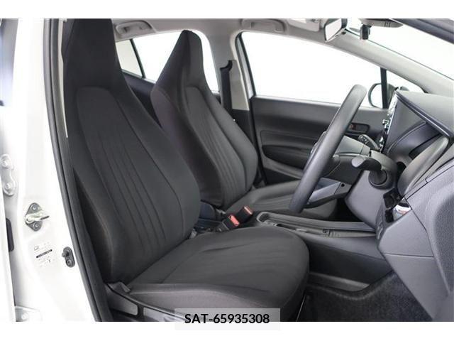 Toyota AQUA 2022-12 395651-21