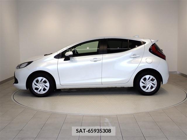 Toyota AQUA 2022-12 395651-28