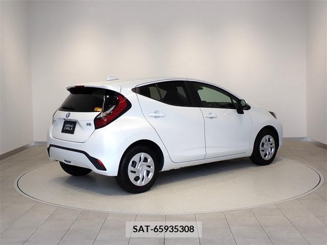 Toyota AQUA 2022-12 395651-6