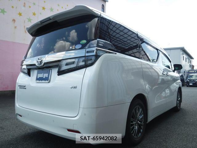Toyota VELLFIRE 2019-09 369785-5