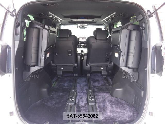 Toyota VELLFIRE 2019-09 369785-9