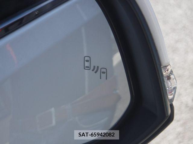 Toyota VELLFIRE 2019-09 369785-18
