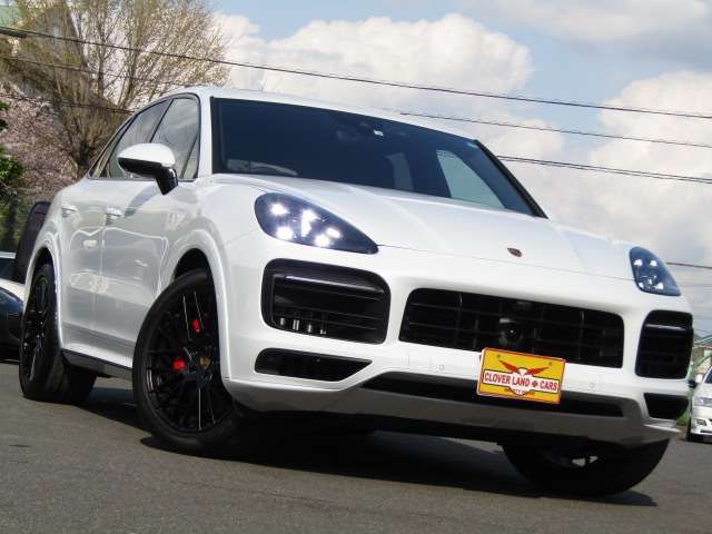 Porsche CAYENNE 2022-03 3985-1