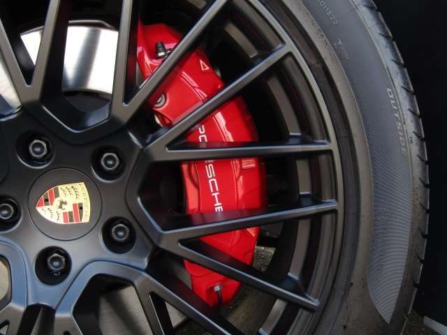 Porsche CAYENNE 2022-03 3985-9