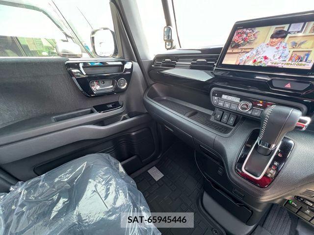 Honda N BOX CUSTOM 2021-10 236258-25