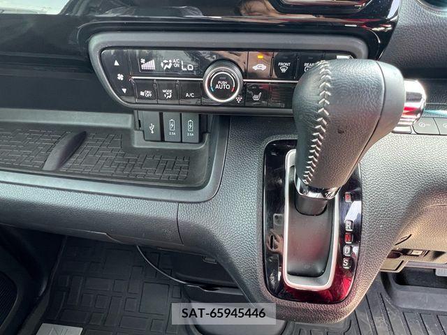Honda N BOX CUSTOM 2021-10 236258-22