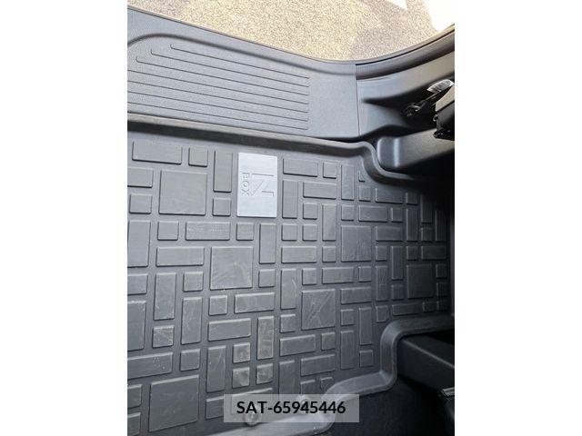 Honda N BOX CUSTOM 2021-10 236258-8
