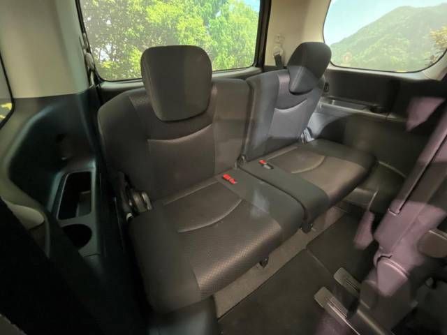 Nissan SERENA 2011-06 182578-9