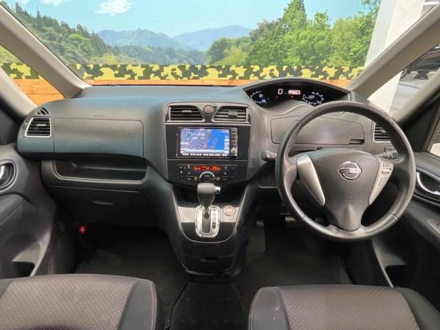 Nissan SERENA 2011-06 182578-1