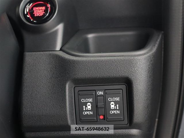 Honda N BOX CUSTOM 2024-03 335760-9