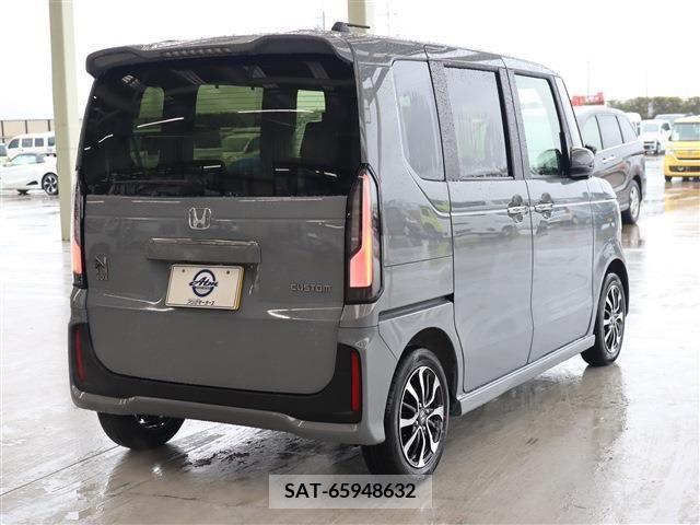 Honda N BOX CUSTOM 2024-03 335760-3