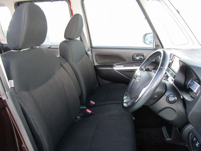 Nissan DAYZ ROOX 2014-03 180641-9