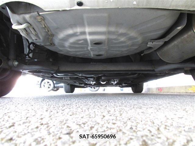 Nissan NOTE 2013-02 326854-16