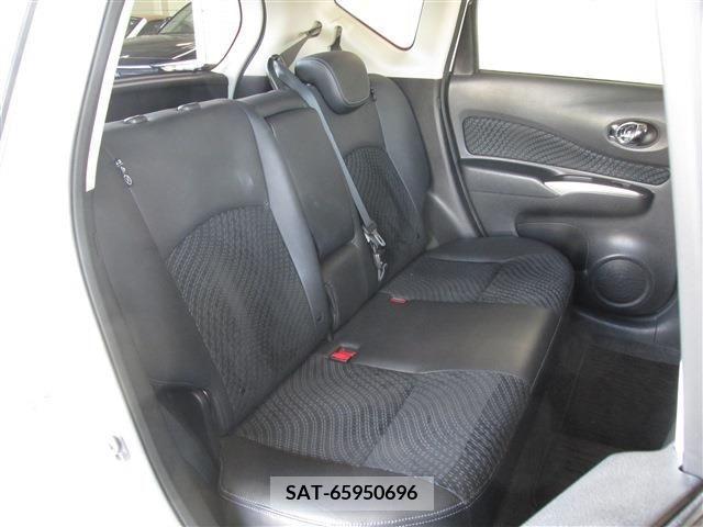 Nissan NOTE 2013-02 326854-11