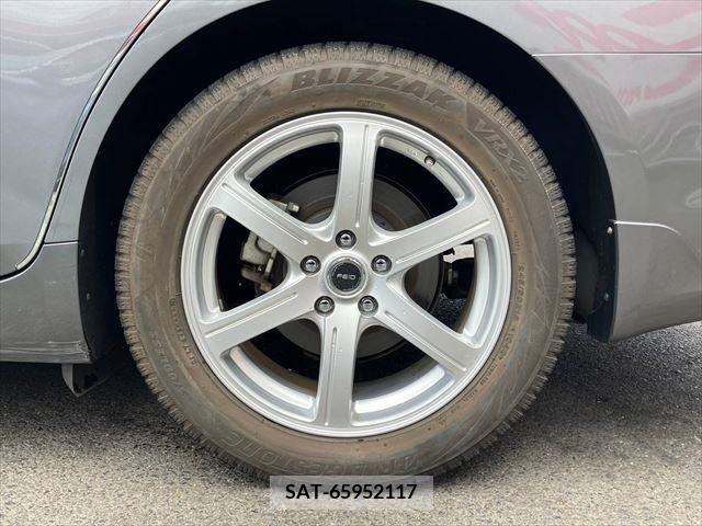 Nissan FUGA 2017-06 353786-26