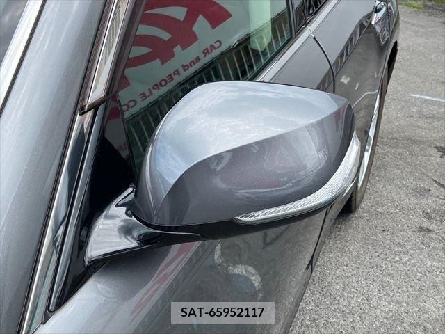 Nissan FUGA 2017-06 353786-11