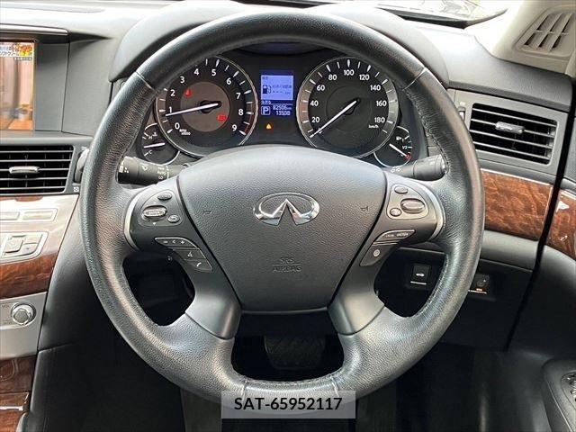 Nissan FUGA 2017-06 353786-8