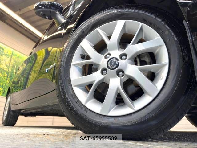 Nissan NOTE 2019-07 329778-13