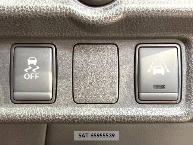Nissan NOTE 2019-07 329778-5