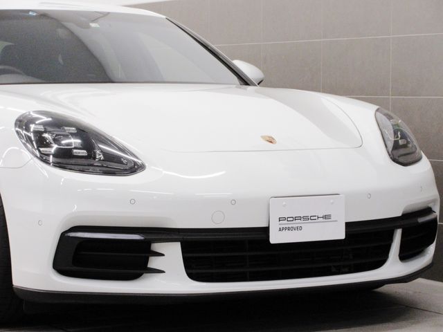 Porsche PANAMERA 2018-04 9597-20
