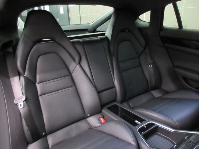 Porsche PANAMERA 2018-04 9597-7