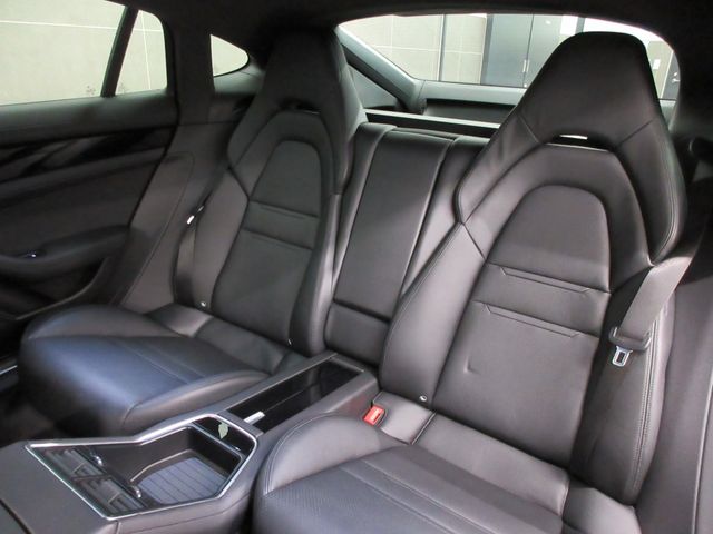 Porsche PANAMERA 2018-04 9597-11