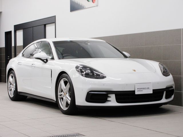 Porsche PANAMERA 2018-04 9597-19