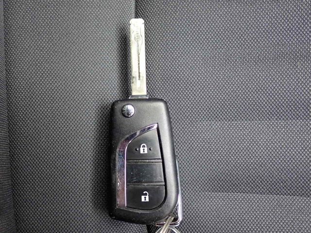 Toyota YARIS 2020-08 16867-5