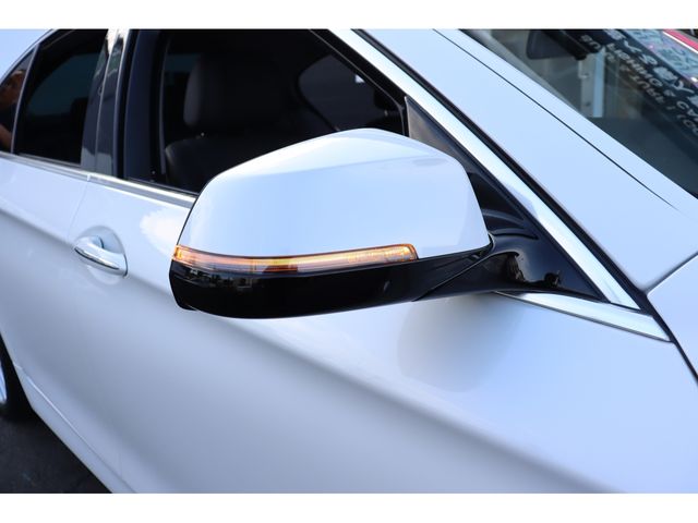 Bmw 5 SERIES 2016-01 5764-15