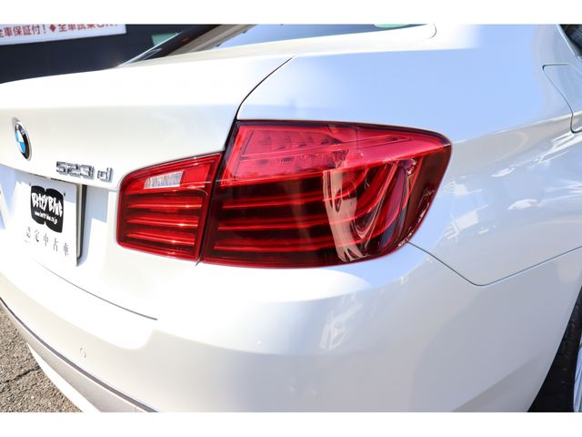 Bmw 5 SERIES 2016-01 5764-18