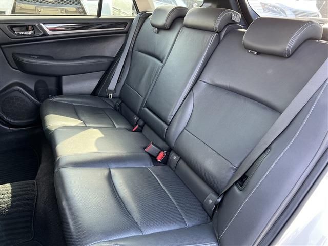 Subaru OUTBACK 2016-11 184744-19
