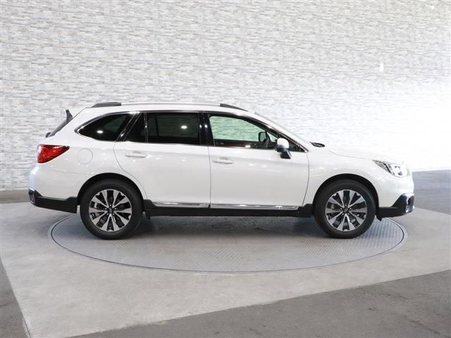 Subaru OUTBACK 2016-11 184744-6