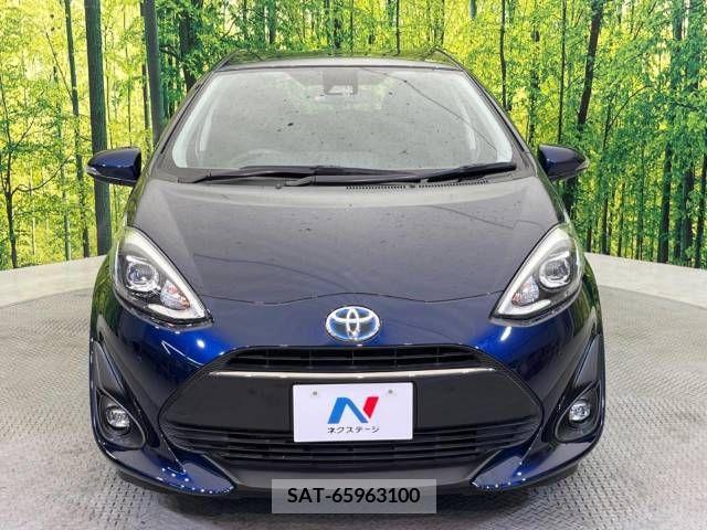 Toyota AQUA 2019-04 262147-14