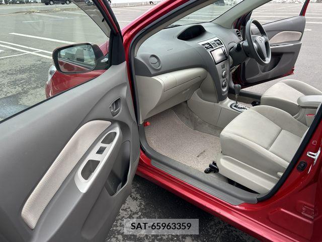 Toyota BELTA 2011-08 387397-22