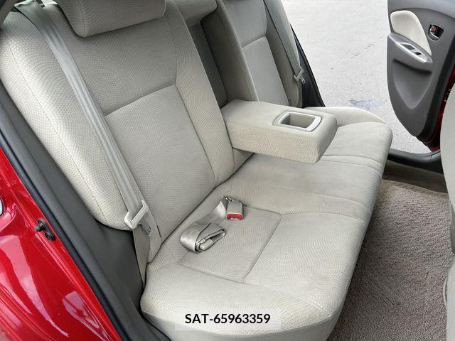 Toyota BELTA 2011-08 387397-24