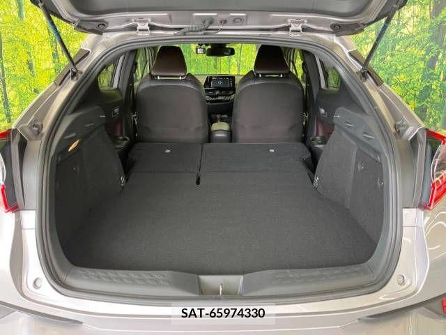Toyota C-HR 2019-06 323061-10