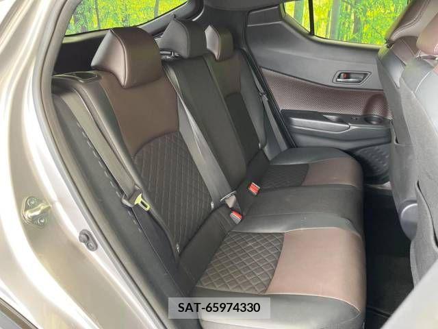 Toyota C-HR 2019-06 323061-9