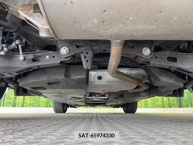 Toyota C-HR 2019-06 323061-19