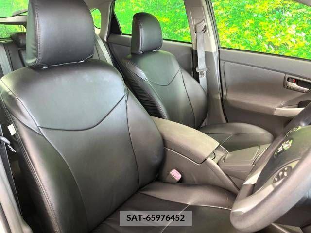 Toyota PRIUS 2010-04 393415-7