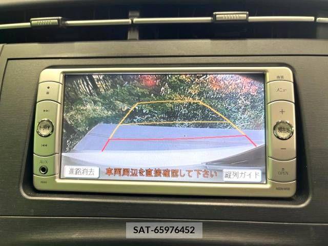 Toyota PRIUS 2010-04 393415-3