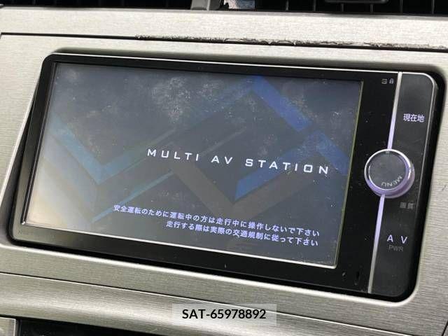 Toyota PRIUS 2012-10 322111-2