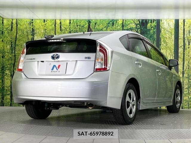Toyota PRIUS 2012-10 322111-17