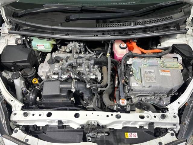 Toyota AQUA 2018-10 13999-19
