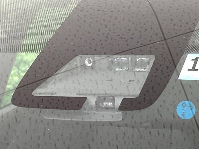 Toyota AQUA 2018-10 13999-2