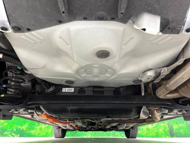 Toyota AQUA 2018-10 13999-18
