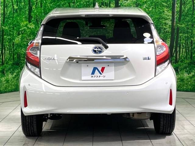 Toyota AQUA 2018-10 13999-15