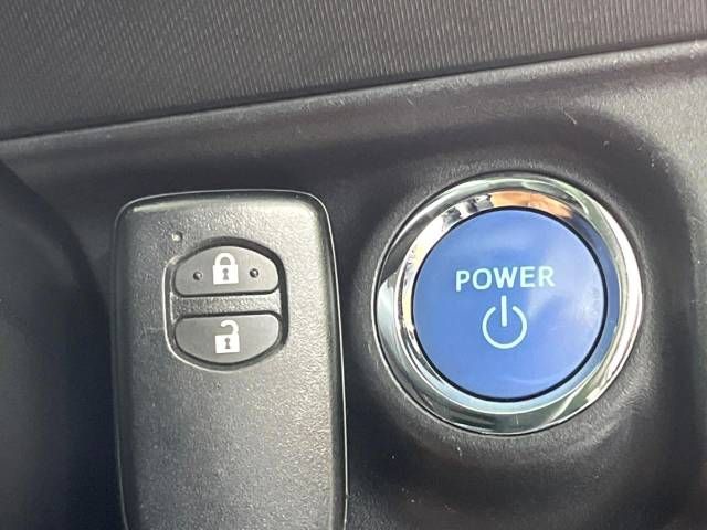 Toyota AQUA 2018-10 13999-7