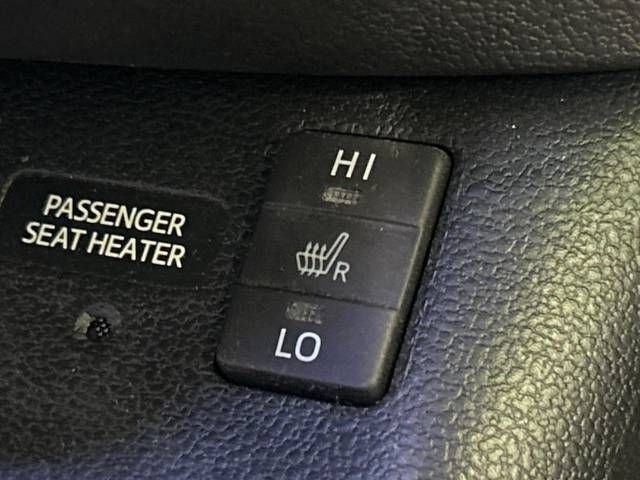 Toyota PRIUS PHV 2017-03 24894-7